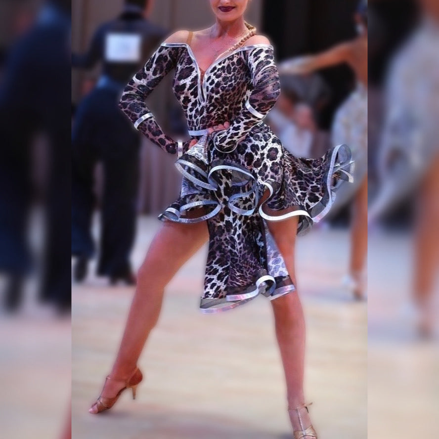 [KESSY] ヒョウ柄フレア🐆